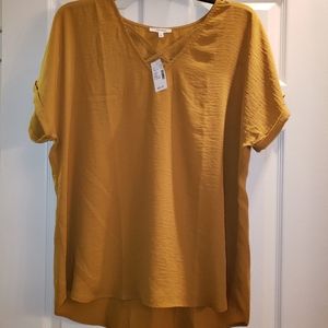 Maurices Gold top